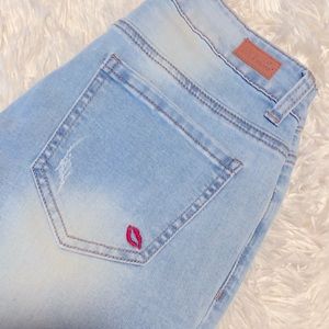 K’s more Skinny Jeans With Kiss Lips On Pocket